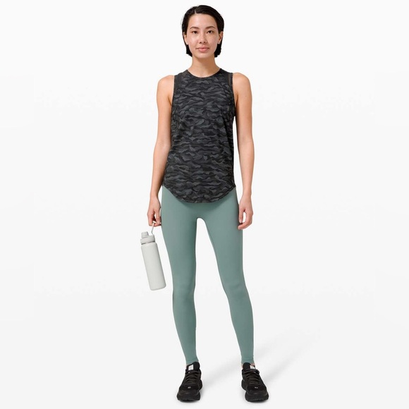 Lululemon Sculpt Tank in Sequoia Camo Print Deep Coal Black Size 4 - Picture 5 of 7